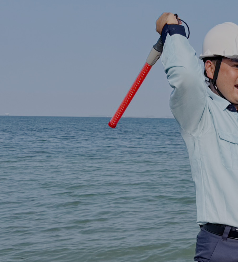 人生に一度くらい、本気で誘導棒振ってみないか？